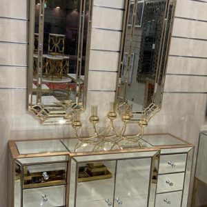 طاوله جانبيه